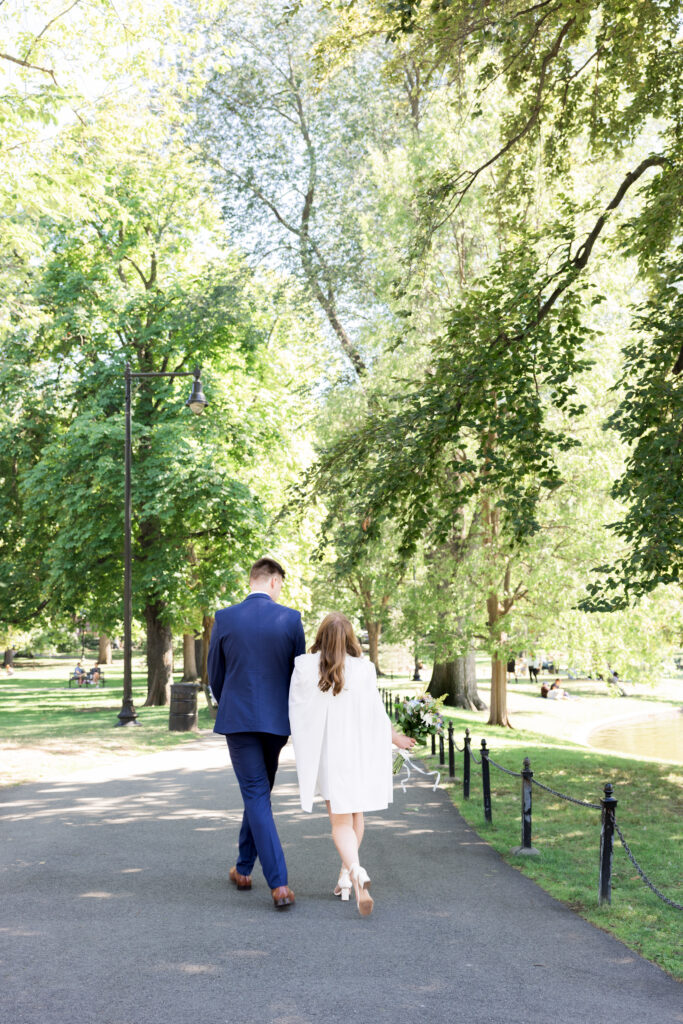 Couple elopes in the Boston commons