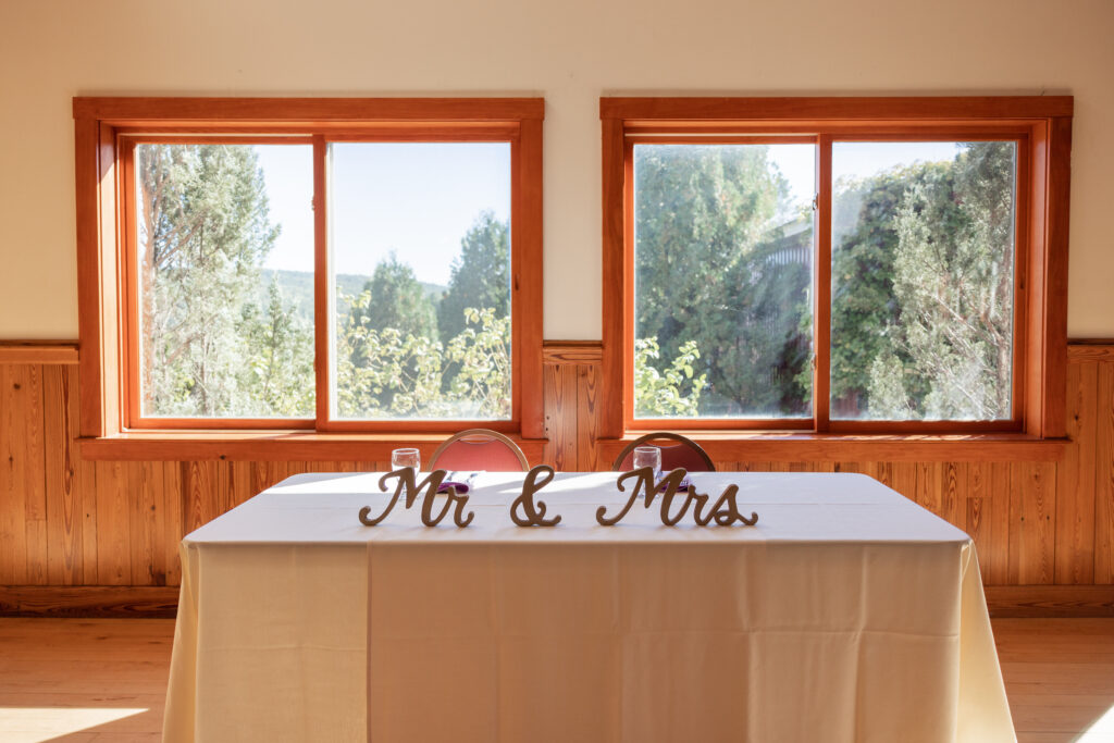 Sweetheart table for a wedding at Alyson's Orchard