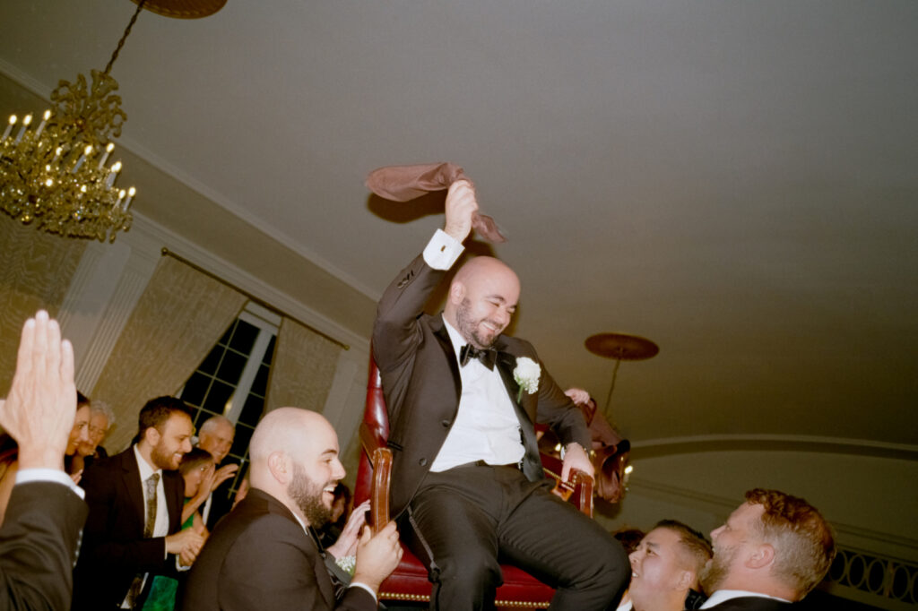 jewish wedding ceremony tradition