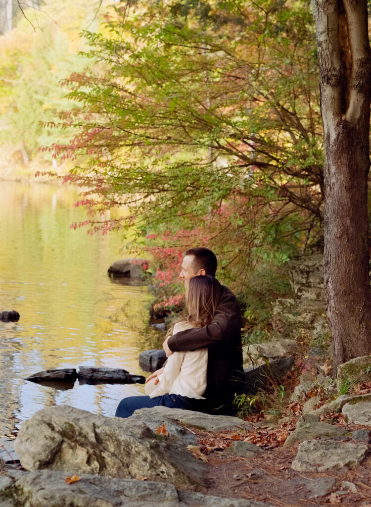 couple enjoying the outdoors during fall 